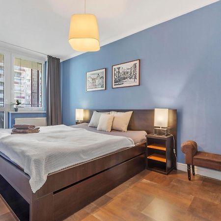 Tomato Apartment - With Free Parking Bratislava Exterior foto